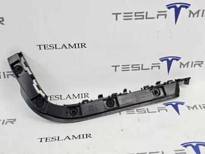 Кронштейн крепления бампера заднего правый Tesla Model 3 2024