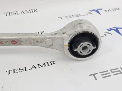 Рычаг передний продольный нижний (банан) левый Tesla Model S 2022 — фото 3