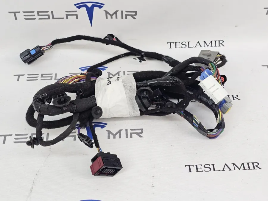 Электропроводка двери передняя левая Tesla Model S 2022 — фото 1