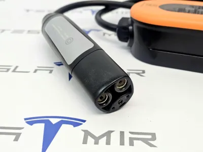 Зарядка для электромобиля Tesla Model 3 2021 — фото 3