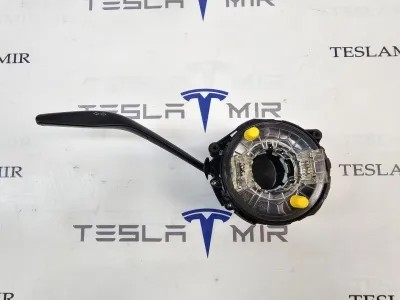 Переключатель подрулевой (стрекоза) Tesla Model Y 2025