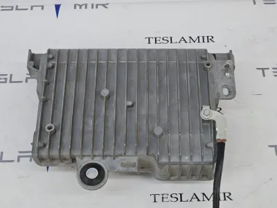 Блок управления BCM (бортовой сети) (Body Control Module) Боди Tesla Model Y 2022 — фото 3