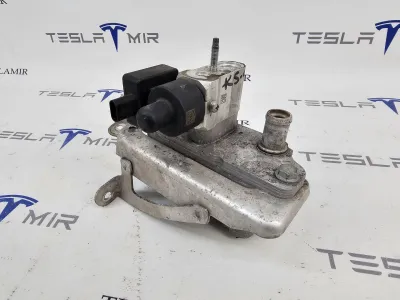 Теплообменник/чиллер (CHILLER) Tesla Model S 2018 — фото 2