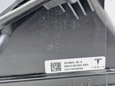 Корпус воздушногo фильтра Tesla Model S 2022 — фото 3