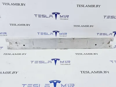 Усилитель бокса подкапотного Tesla Model Y 2021 — фото 2