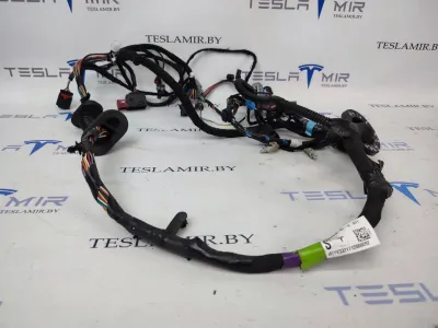 Электропроводка двери передняя левая Tesla Model S 2017