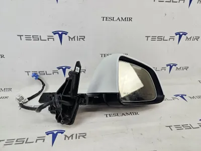 Зеркало наружное правое Tesla Model Y 2020