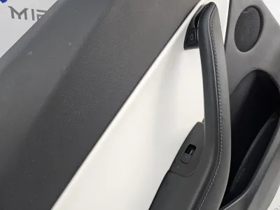 Обшивка двери задней левой Tesla Model Y 2020 — фото 2