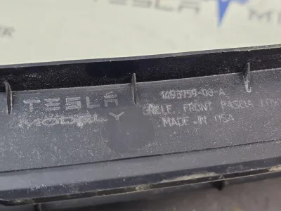 Решетка гриль декоративная основного радиатора (передний бампер) Tesla Model Y 2020 — фото 4