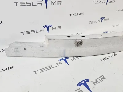 Усилитель переднего бампера верхний Tesla Model 3 2024 — фото 2