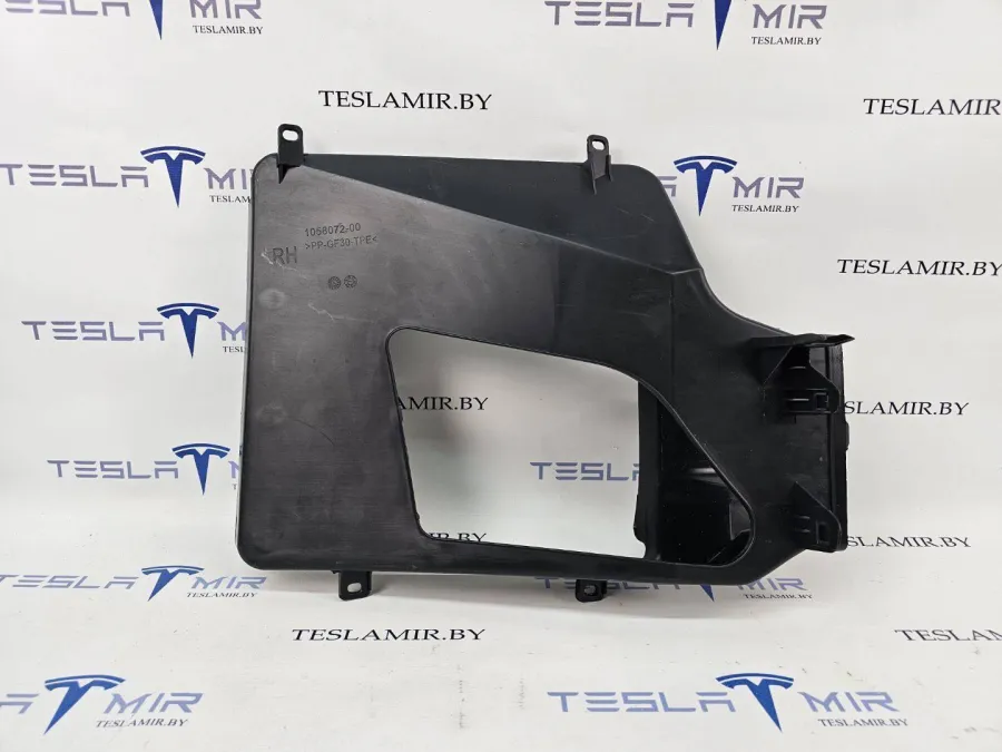 Воздуховод (дефлектор) радиатора (лопух) правый Tesla Model S 2019 — фото 1