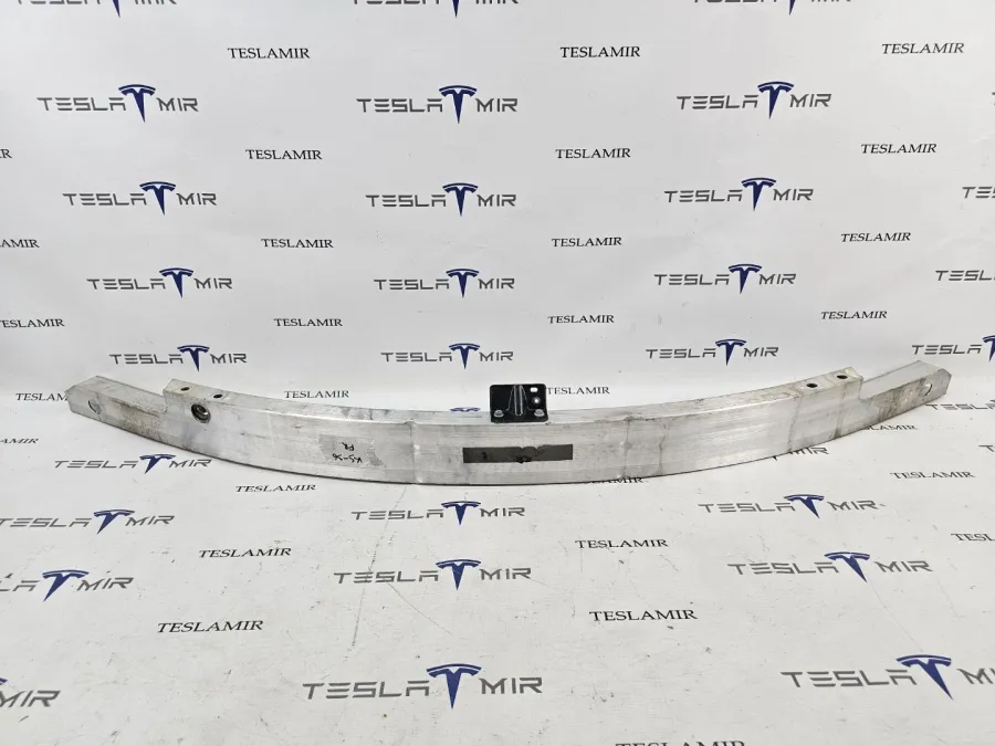 Усилитель переднего бампера верхний Tesla Model 3 2023 — фото 1