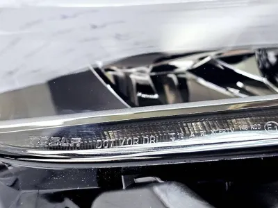 Фара правая Tesla Model 3 2022 — фото 5