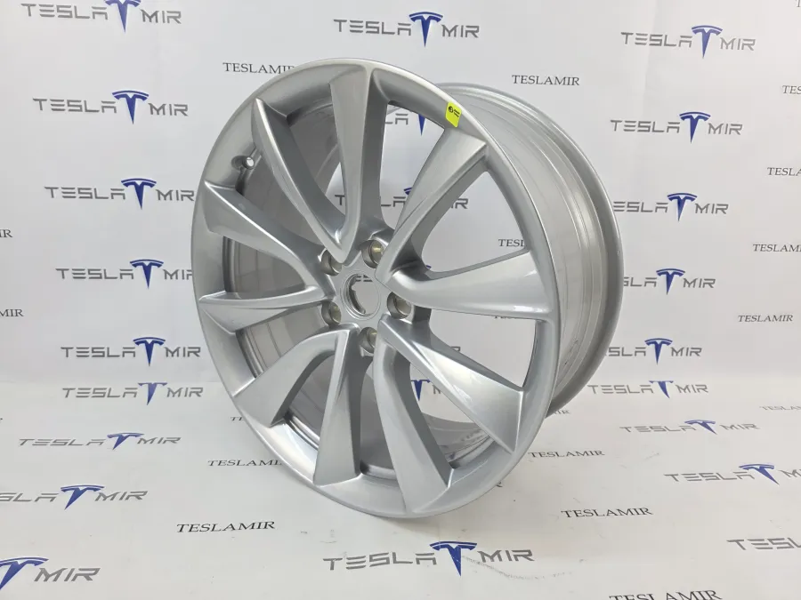 Диск Tesla Model 3 2021 — фото 1