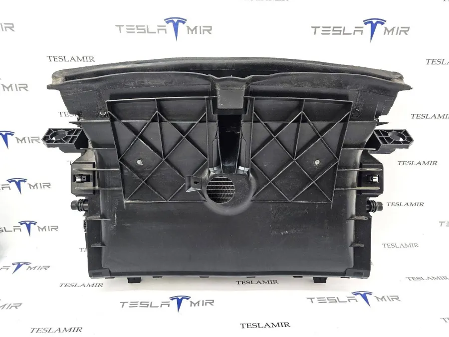 Кассета радиаторов Tesla Model Y 2022 — фото 1