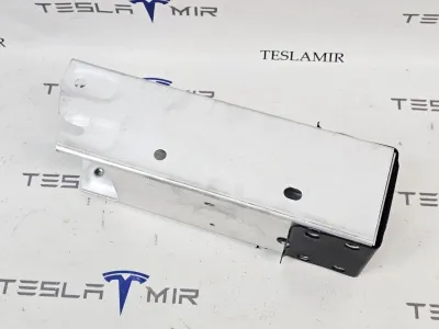 Удлинитель лонжерона (клык) правый Tesla Model 3 2025 — фото 2