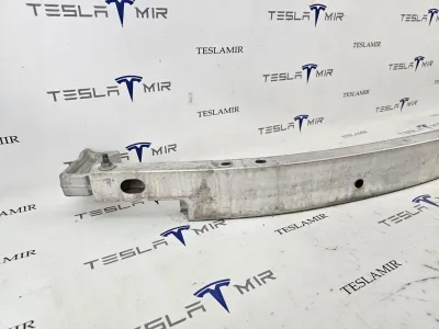 Усилитель переднего бампера верхний Tesla Model Y 2022 — фото 2