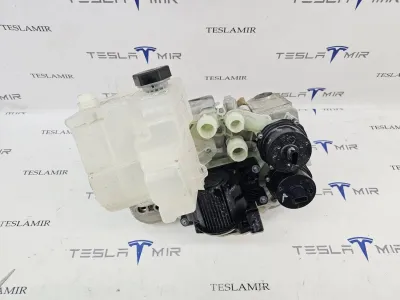 Тепловой насос Tesla Model Y 2022 — фото 2