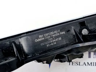 Ручка наружная двери правой Tesla Model 3 2019 — фото 3