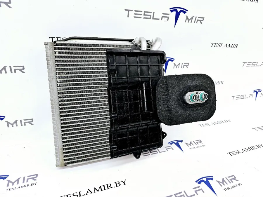 Испаритель кондиционера Tesla Model S 2017 — фото 1