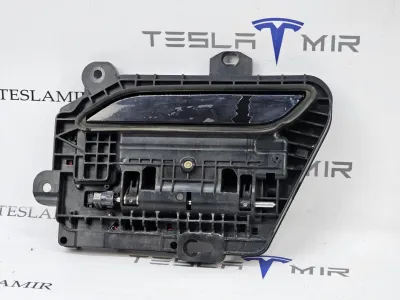 Ручка наружная двери левой Tesla Model S 2022