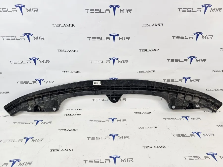 Усилитель переднего бампера нижний Tesla Model Y 2025 — фото 1