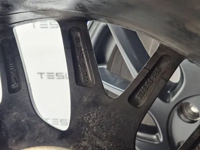 Диск Tesla Model 3 2024 — фото 7