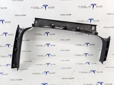 Обшивка двери задней левой Tesla Model X 2018 — фото 2