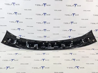 Крышка багажника Tesla Model Y 2025 — фото 4