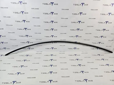 Молдинг кузова боковой наружный верхний левый Tesla Model 3 2024
