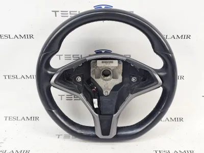 Руль (рулевое колесо) Tesla Model S 2018