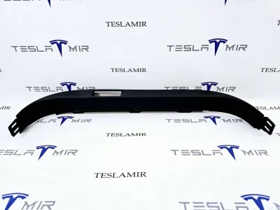 Накладка внутренняя на порог задняя правая Tesla Model X 2018
