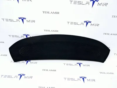 Пластик салона Tesla Model X 2018