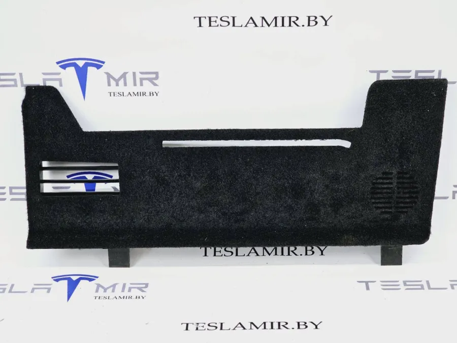 Пластик салона Tesla Model S 2022 — фото 1