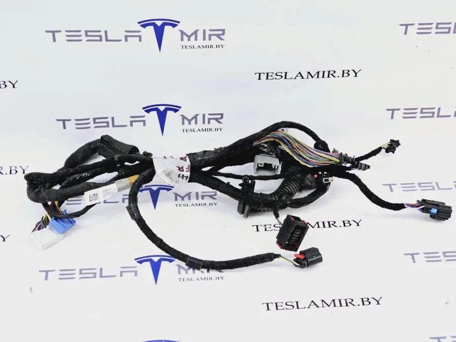 Электропроводка двери передняя левая Tesla Model S 2022 — фото 1
