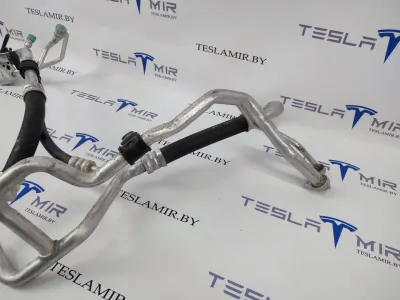 Трубопровод системы кондиционирования (трубки радиатора) Tesla Model S 2017 — фото 2