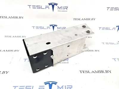 Удлинитель лонжерона (клык) левый Tesla Model 3 2020 — фото 3