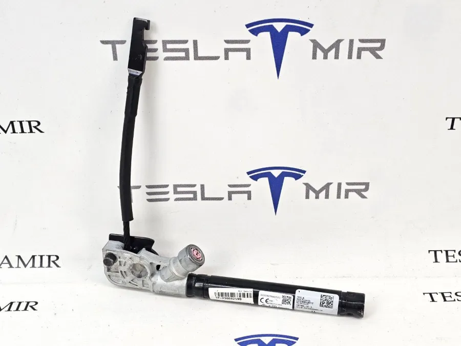Пиропатрон ремня безопасности левый нижний Tesla Model 3 2024 — фото 1