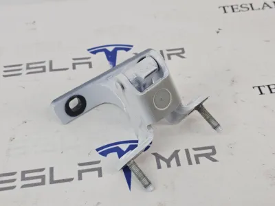 Петля крышки багажника левая Tesla Model Y 2025