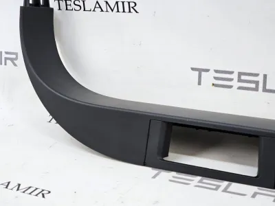 Накладка стойки B внутренняя левая нижняя Tesla Model X 2018 — фото 2