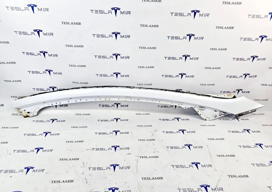 Часть кузова (вырезанный элемент) Tesla Model X 2018 — фото 1