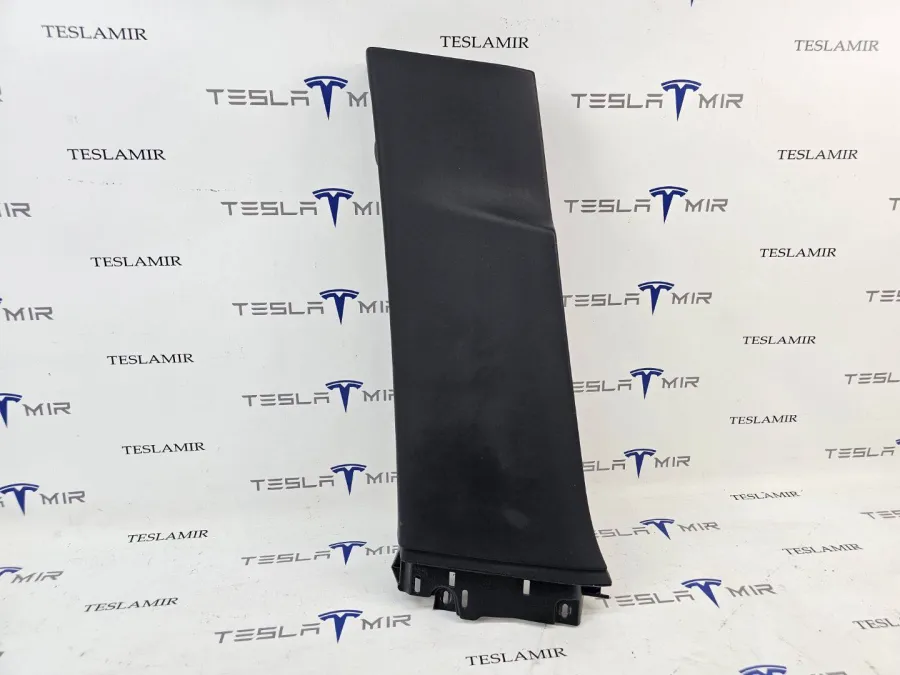 Накладка стойки B внутренняя левая нижняя Tesla Model X 2018 — фото 1