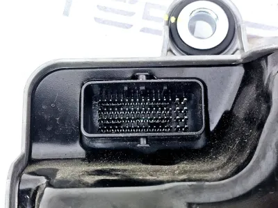 Блок управления BCM (бортовой сети) (Body Control Module) Боди Tesla Model Y 2021 — фото 2
